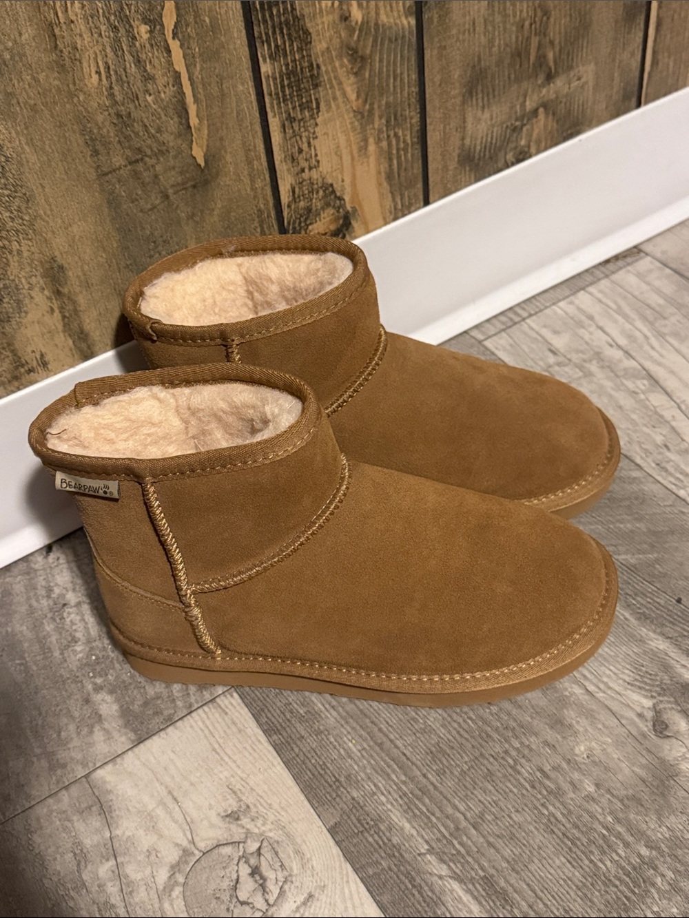 BearPaw Kids Suede Ankle Boots in Chestnut Brown new